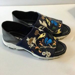 All Black NWOT Floral Brocade Tapestry Peep-toe Sneakers, size 8